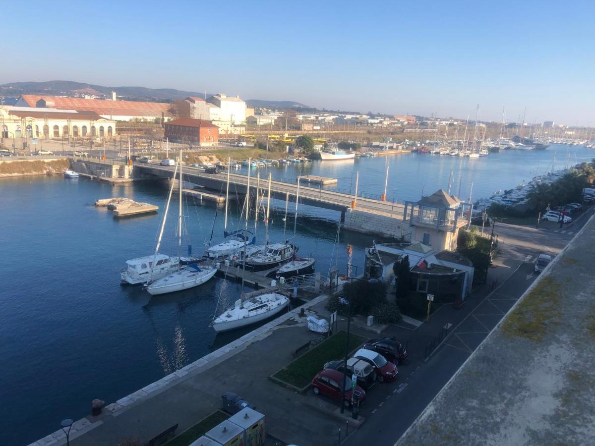 Sete 6Eme Vue Sur Le Canal Et L'Etang エクステリア 写真